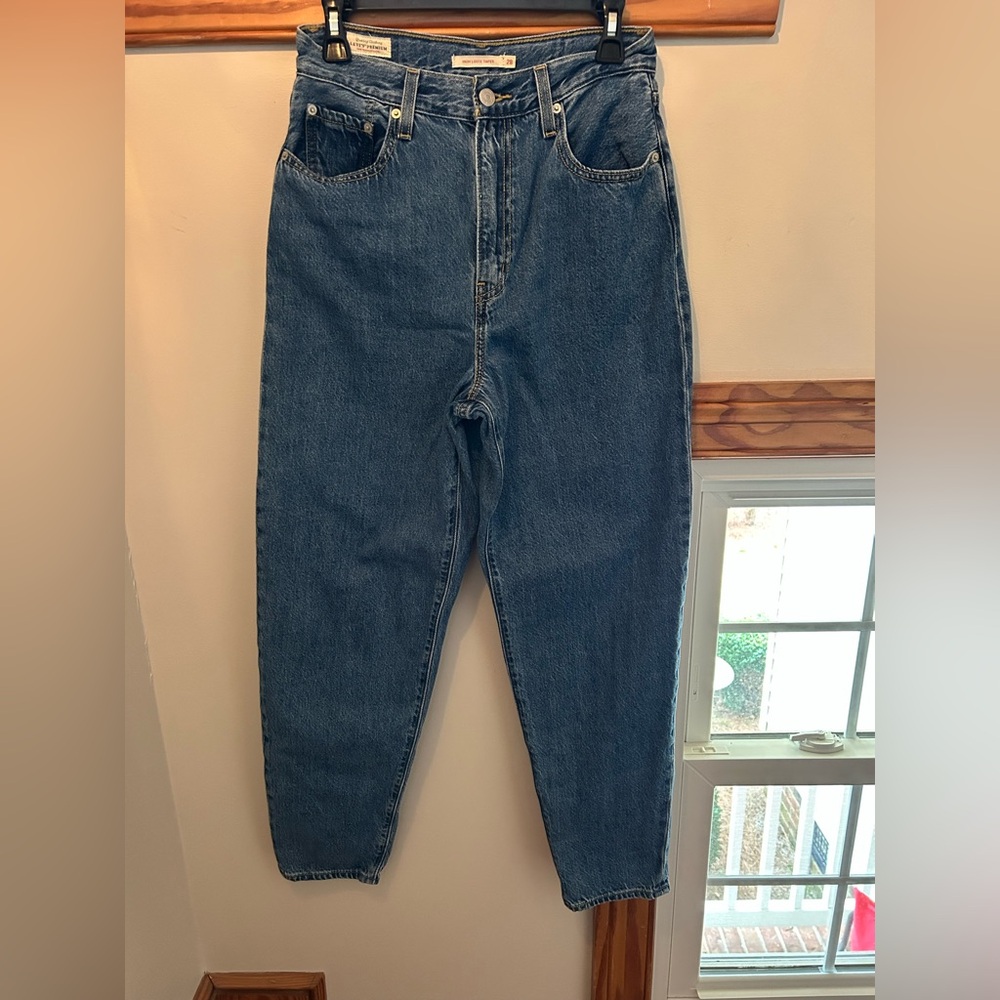 Levi's Premium High Loose Taper jeans